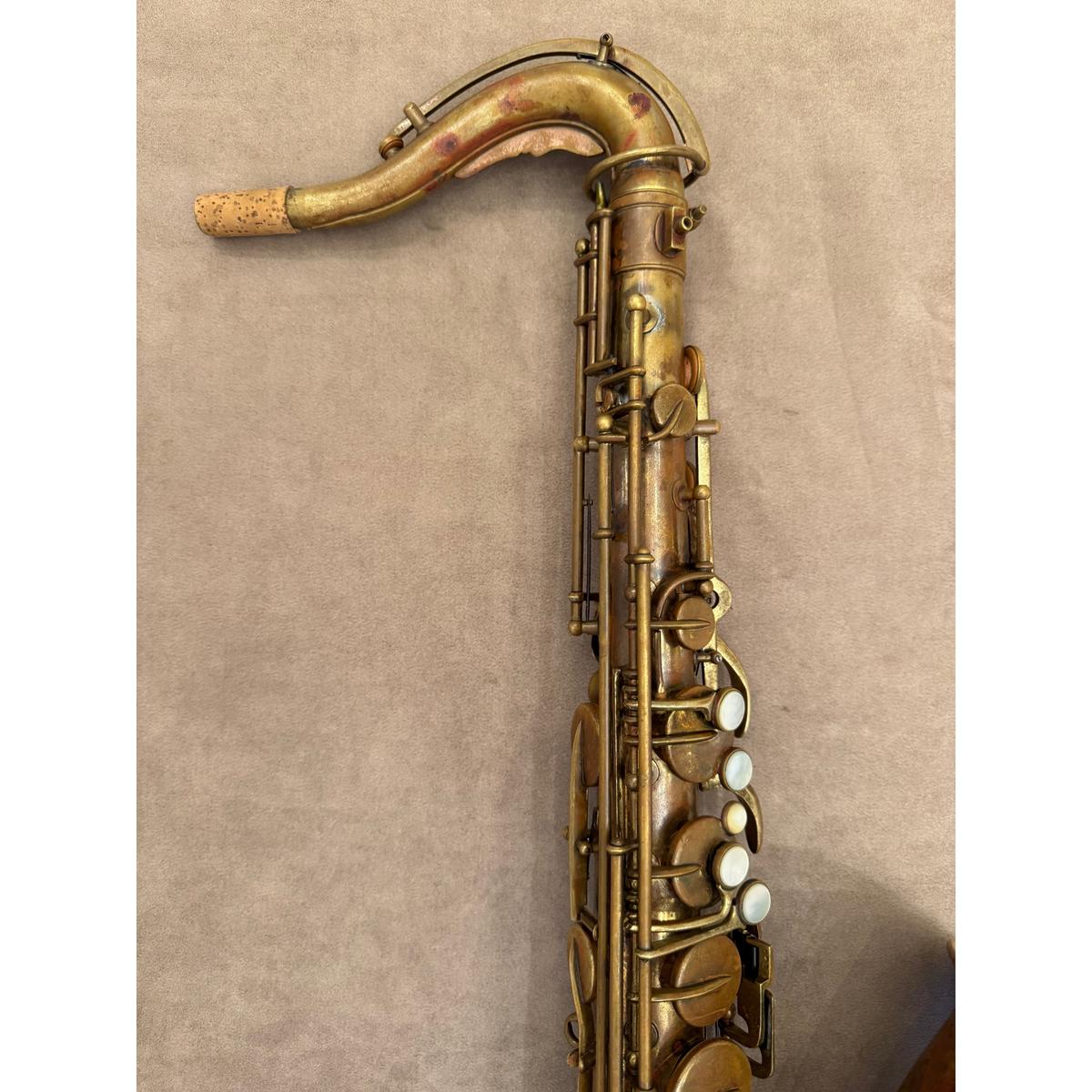 Buescher Aristocrat tenorsaxofoon 9950