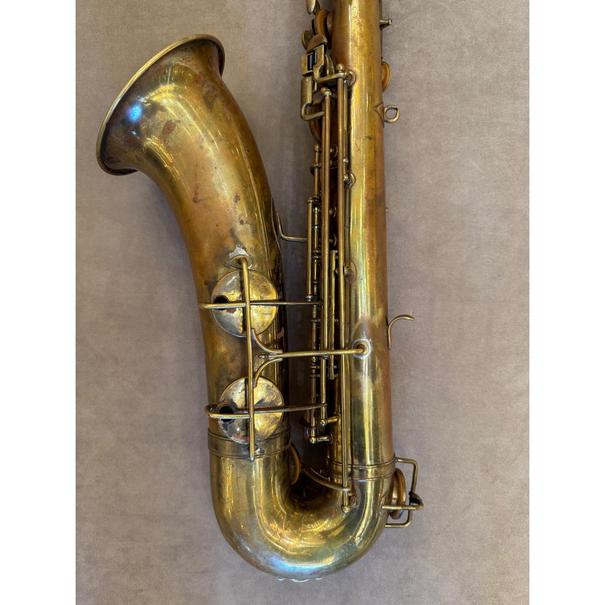 Buescher Aristocrat tenorsaxofoon 9950
