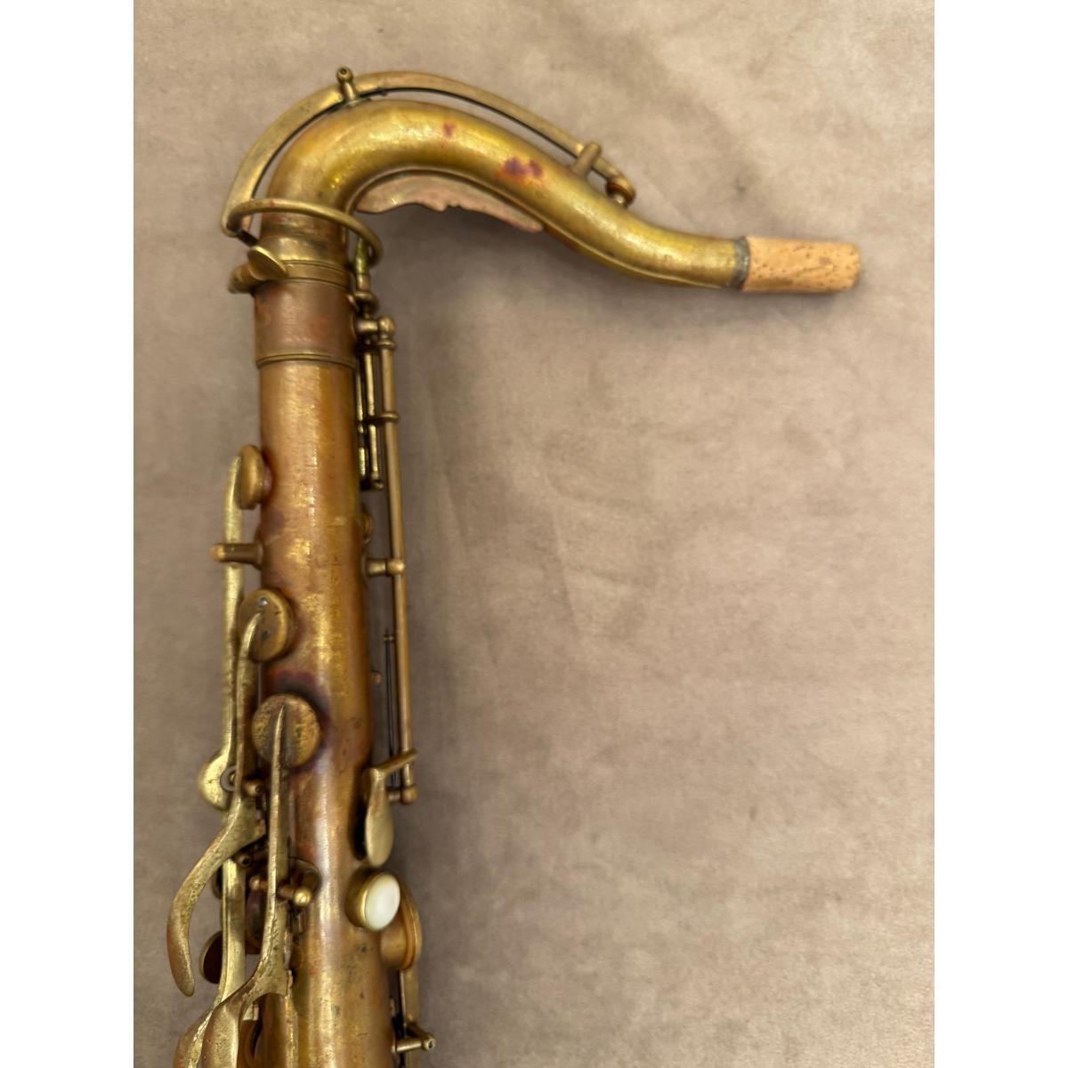 Buescher Aristocrat tenorsaxofoon 9950